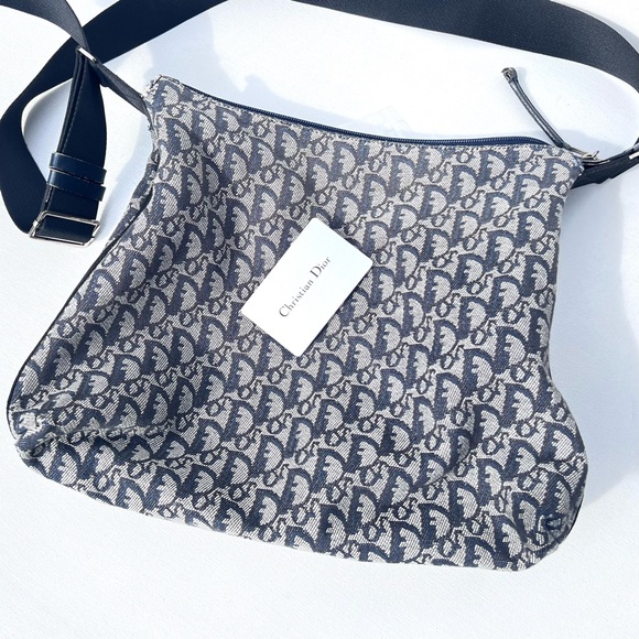 Vintage Christian Dior trotter blue crossbody shoulder bag - Picture 2 of 13